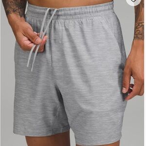Lululemon M men’s Gray Shorts 7” length